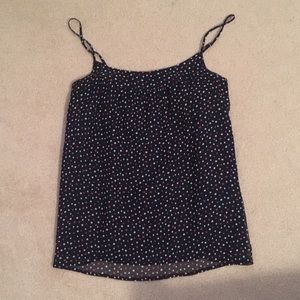 Vineyard vines top